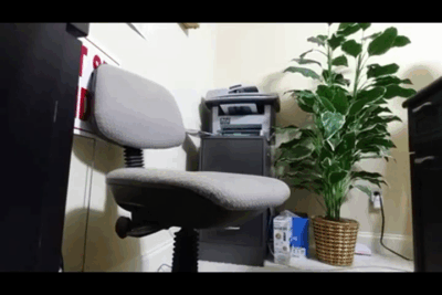 Little Mina, blowjob in the office