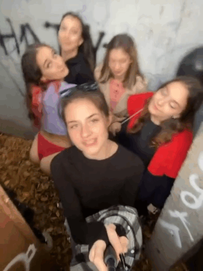 More Outdoor Lez – 2 vids
