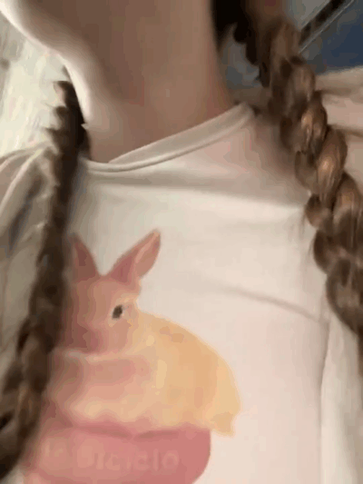 Bambi_Lu masturbating in toilet